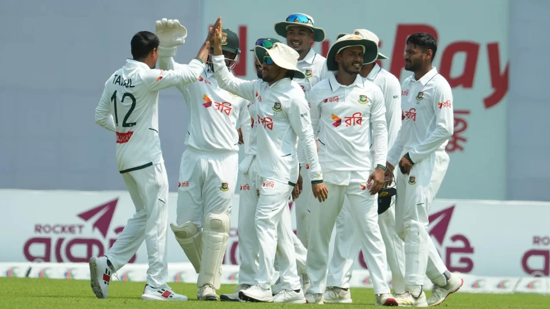 জয়ের আশা নিয়ে চতুর্থ দিন শেষ করলো বাংলাদেশ