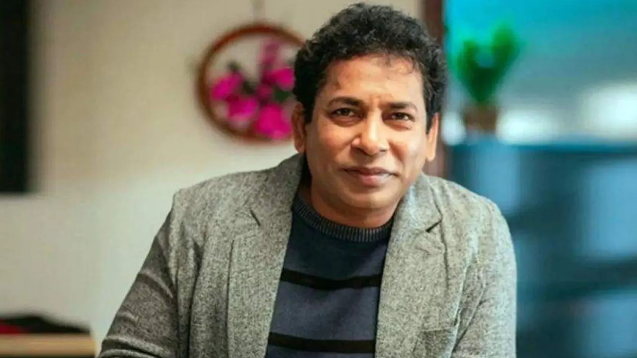 বিচারকের দায়িত্বটা ততটা সহজ নয়: মোশাররফ করিম